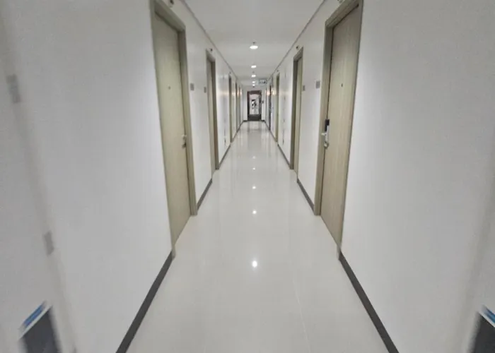 Shell Residences Mall Of Chullen Apartment